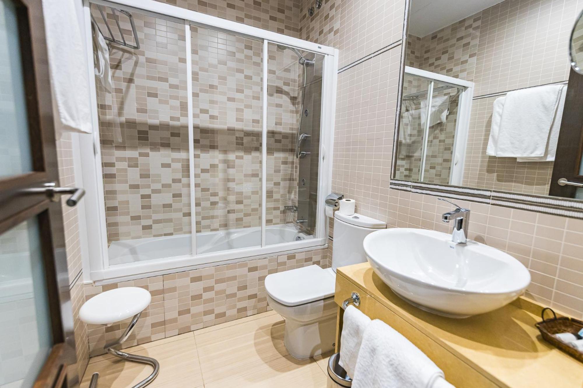 Machaco Hotel 3*